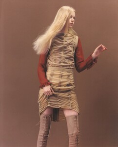 issue43_obsessions_67-tt-width-1200-height-1482-bgcolor-FFFFFF-except_gif-1.jpg