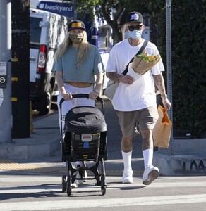 jessica-hart-out-and-about-in-los-angeles-01-18-2021-3.jpg