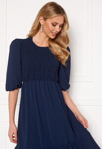 john-zack-smock-midaxi-dress-navy_2.thumb.jpg.24db963fd9a3de1dc643126f0a1a168e.jpg