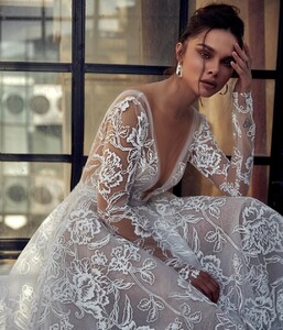 julievinobridal_116741231_326228851853650_5181625410715730486_n.jpg