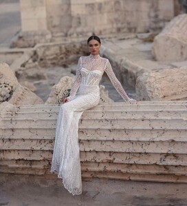 julievinobridal_123444062_699553780689126_475330033918375573_n.jpg