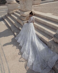 julievinobridal_125416549_1489302364599830_1735235303336932306_n.jpg