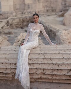 julievinobridal_126592139_382039403246818_4500840325925365996_n.jpg
