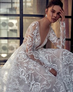 julievinobridal_79534204_1279857318877222_7550058039801786503_n.jpg
