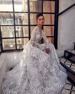 julievinobridal_80825135_718216058706647_915945208472138566_n.jpg
