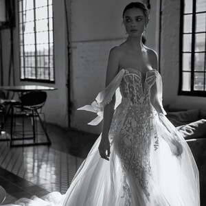 julievinobridal_82290212_658969704909838_7209388541347693477_n.jpg