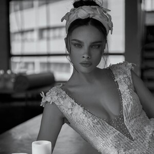 julievinobridal_82434305_2234321806877559_1466160082389683223_n.jpg