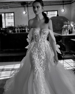 julievinobridal_82592417_176691650245474_3821438442362660211_n.jpg