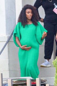 kelly-rowland-in-a-green-dress-leaving-a-photoshoot-in-brentwood-10-19-2020-5.jpg