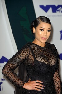 keyshia-cole-at-2017-mtv-video-music-awards-in-los-angeles-08-27-2017_3.jpg