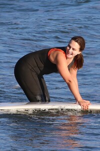 leighton-meester-surfing-in-malibu-01-04-2021-2.jpeg