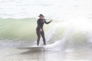 leighton-meester-surfing-session-in-malibu-12-08-202-6.jpeg