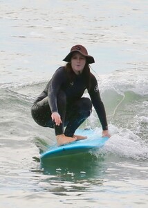 leighton-meester-with-her-husband-in-malibu-01-13-2021-11.jpg