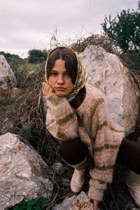 look-at-me-now-olga-doch-chris-kontons-exclusif-folkr-01-800x1196.thumb.jpg.e97194dc1d25118e4281ec5bfe6f4ed3.jpg