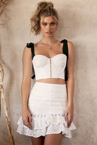 louis-white-11.jpg