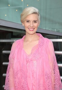 maggie-grace-driven-premiere-in-hollywood-4.jpg