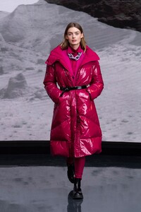 marc-cain-catwalk-fw21-23-1610726062.thumb.jpg.460f88b267586411a7c7bbc4abe7b775.jpg