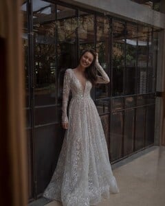 michal_azulay_bridal_couture_141199783_2762248360653975_6968669301224178514_n.jpg