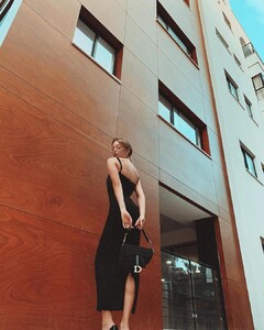 missgeisha_75372359_468257353779745_2562155735822744398_n.jpg