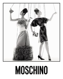 moschino-spring-2021-ad-campaign-the-impression-007-scaled.thumb.jpg.ce90a1964bfa9a9f26d54f074fc5652a.jpg