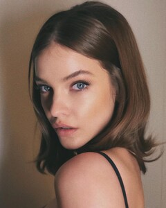 realbarbarapalvin_139787346_230216685388318_8436900895191989659_n.jpg