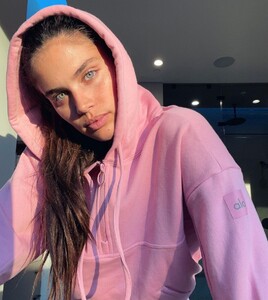 sarasampaio_142390745_700832307269703_4988832342808330502_n.jpg