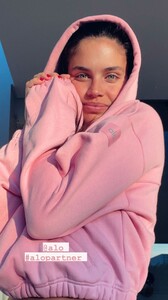 sarasampaio_143647896_480277900019375_1297260151258741604_n.jpg