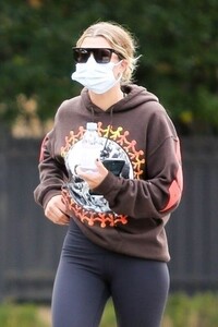 sofia-richie-out-and-about-in-los-angeles-01-22-2021-1.jpg