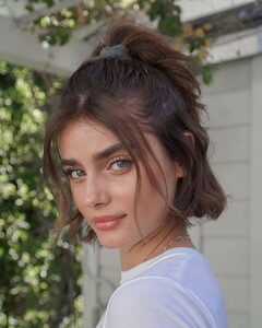 taylor_hill_137582766_126145349350631_8511560678416014364_n.jpg