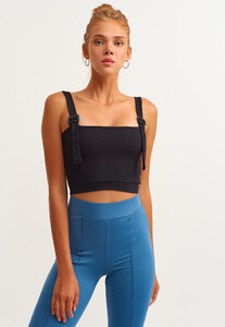 tokali-crop-tank-top_black-siyah_2_enbuyuk.jpg