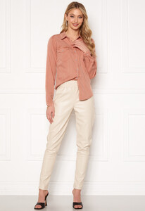 vila-bista-denim-shirt-misty-rose_1.thumb.jpg.54204ab0fa9a136e5b5365d7db5de587.jpg