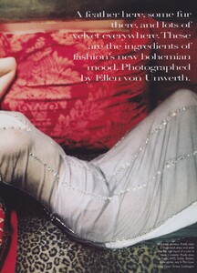 von_Unwerth_US_Vogue_November_1997_02.thumb.jpg.712d0669e9339bf89cc32c486be9b48f.jpg