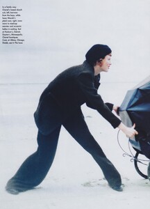 von_Unwerth_US_Vogue_November_1997_13.thumb.jpg.ba261befd1686805a4cebebf6eea96a4.jpg