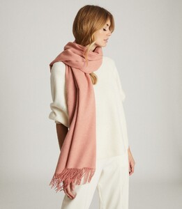 wool-cashmere-blend-oversized-scarf-womens-jen-in-pink-2.thumb.jpg.7ef4fa27d16dfd4c0f124b1805d30eec.jpg