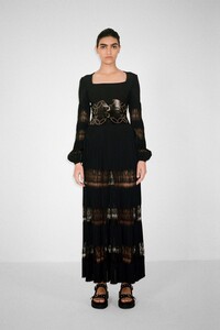 00006-alaia-couture-fall-21-credit-pierre-ange-carlotti.thumb.jpg.243270d024ca535ec20856018ee8f6bd.jpg