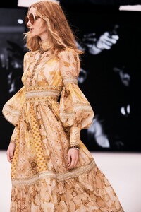 00026-Zimmermann-Details-Fall-21-RTW.thumb.jpg.7ec6171db822ad2af795ee5f4b3cf244.jpg