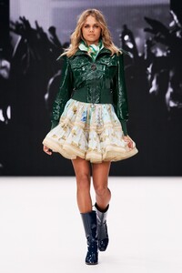 00030-Zimmermann-Fall-21-RTW.thumb.jpg.a25257b018ea432cc11c65745a6f3acf.jpg