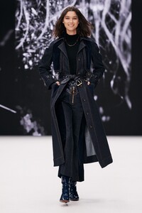 00032-Zimmermann-Fall-21-RTW.thumb.jpg.b424f06dfb3e1d728b918a051f2ea903.jpg