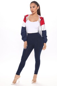06-26-20Studio2_PA_SD_11-50-46_5_72579XL_Navy_1_KL.jpg