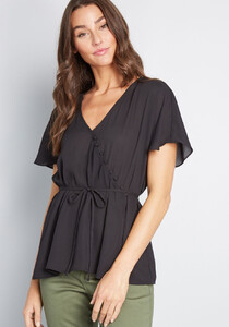 10114163_graceful_greeting_surplice_top_black_MAIN.jpg