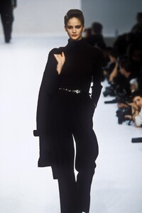 1017662969_SoniaRykiel1996WomenRTW36.thumb.jpg.28917a1eb9c0500aaec9646e70fb7778.jpg