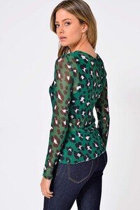 10208122-verdant-green-leopard-5.jpg