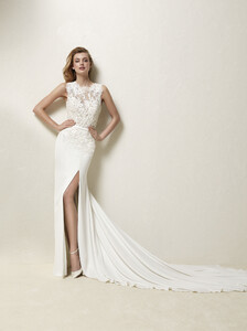 1112234557_collazione_2018_Pronovias34.thumb.jpg.23444d8e56977c47b34080afd6dc29f3.jpg