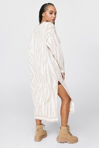 1124899807_natural-lets-slit-up-zebra-longline-cardigan.thumb.jpeg.1664987ab664809df9b9891704e2fc11.jpeg