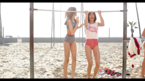 LOVE - Tommy Hilfiger-00.00.54.155.png