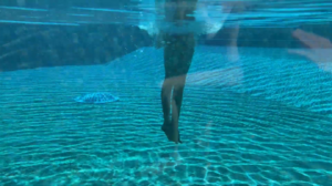 24 uershoot op Mauritius-00.01.31.520.png