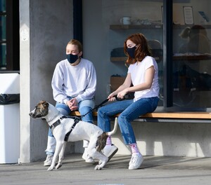        zoe120221BZNimage1.jpg