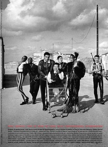 1233741154_199112-199201VogueHommesFr-Ph.ThierryLegouesjourdefete5.thumb.jpg.95009fee99c7c93250d161c174c7f1dd.jpg