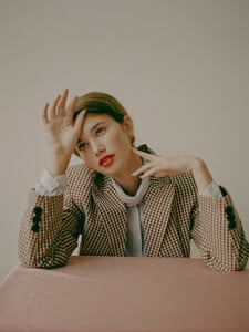 Emma+Trim+and+Sasha+Clyde+by+WUL+Magazine (4).jpg