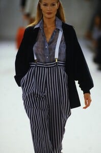 1295201137_IsaacMizrahiSpring1994(9).thumb.jpg.50458cef856d664f821802a04533eb8e.jpg